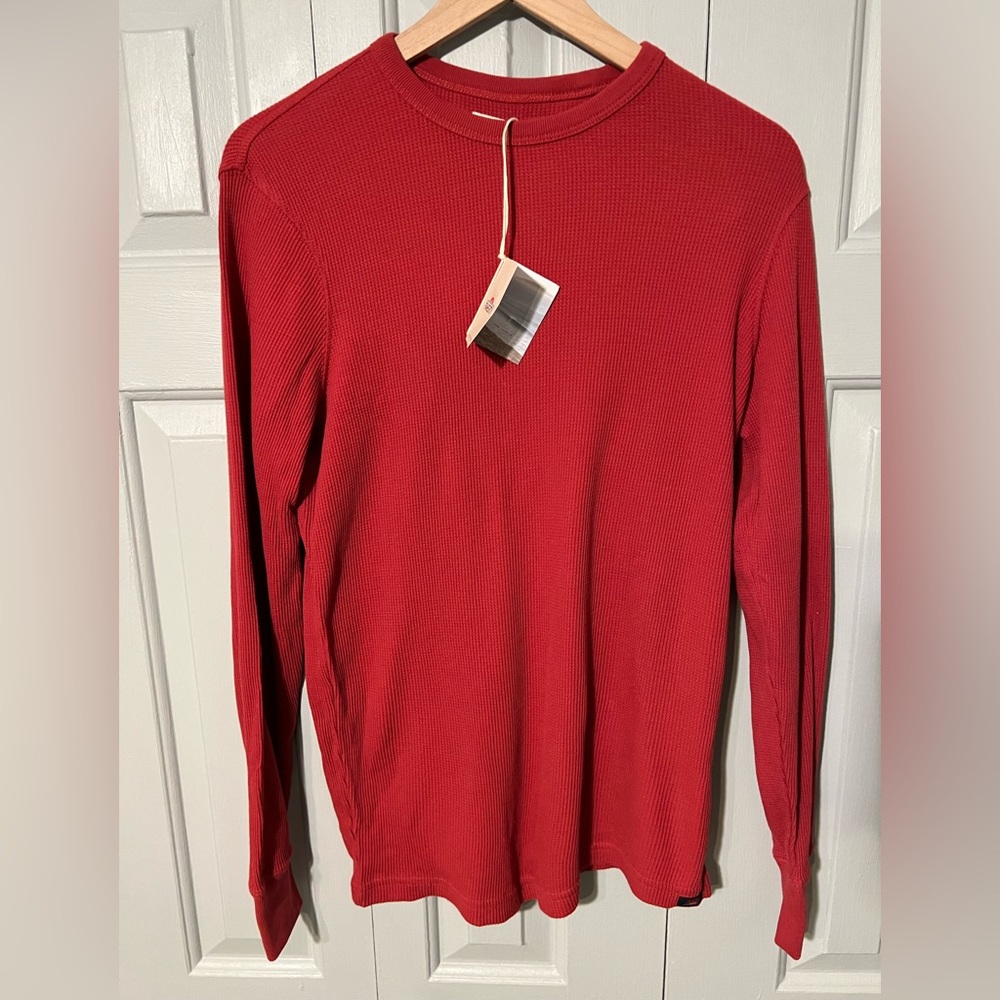 Faherty Brand Men’s size Small Red Long Sleeve Waffle Knit Tee NWT